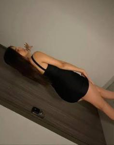 604245684: Chica busca chico en Alicante