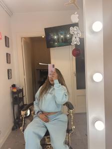 656499858: Chica busca chico en Barcelona