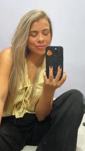 614980305: Chica busca chico en La Coruña