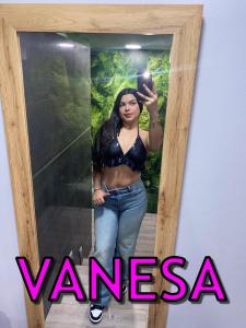 614997405: Chica busca chico en Madrid