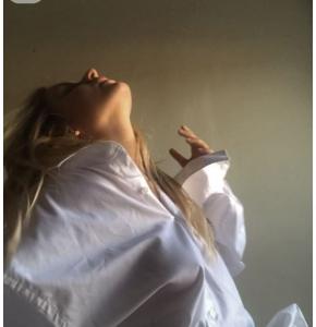 647091395: Chica busca chico en Mallorca