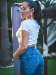 641066178: Chica busca chico en Tarragona