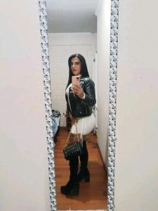 613856838: Travesti en Pontevedra