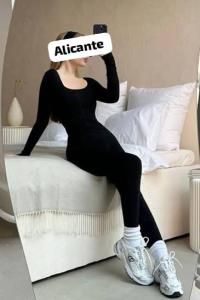 641255923: Chica busca chico en Alicante