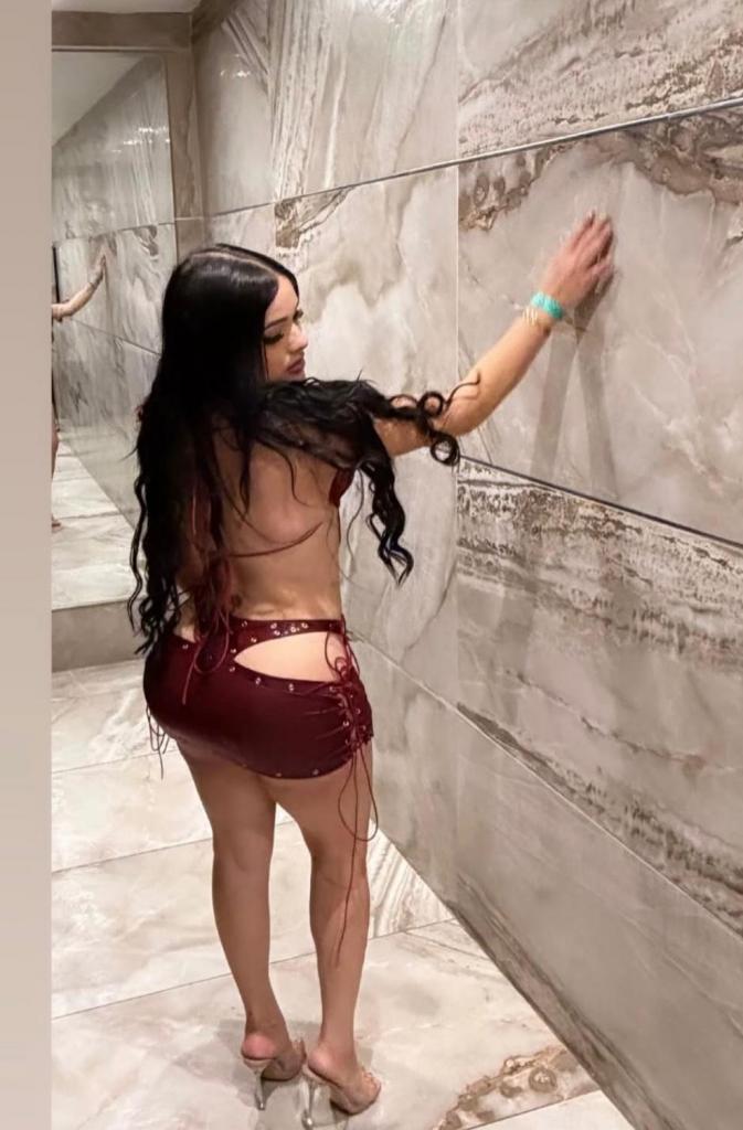 Chica busca chico en Cuenca: 