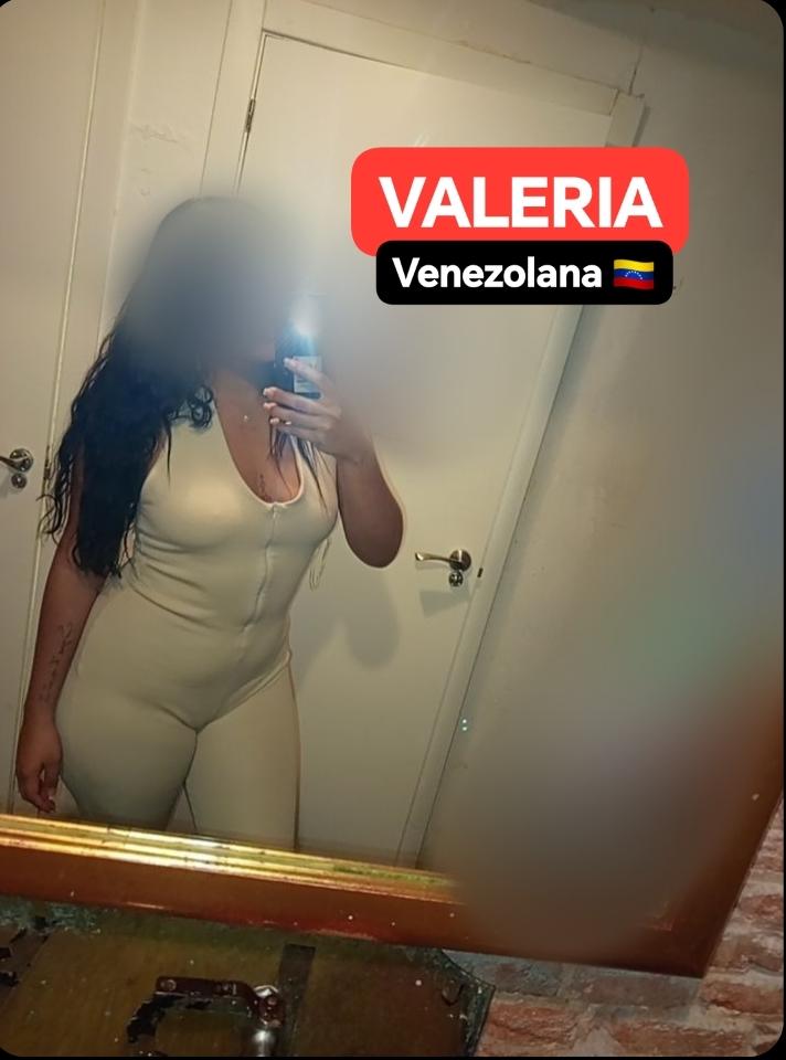 Chica busca chico en Alicante: Chica busca chico