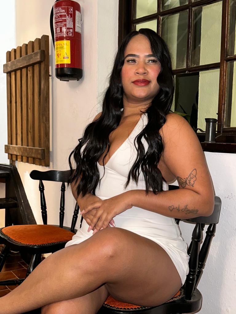 637952355: Chica busca chico en Málaga
