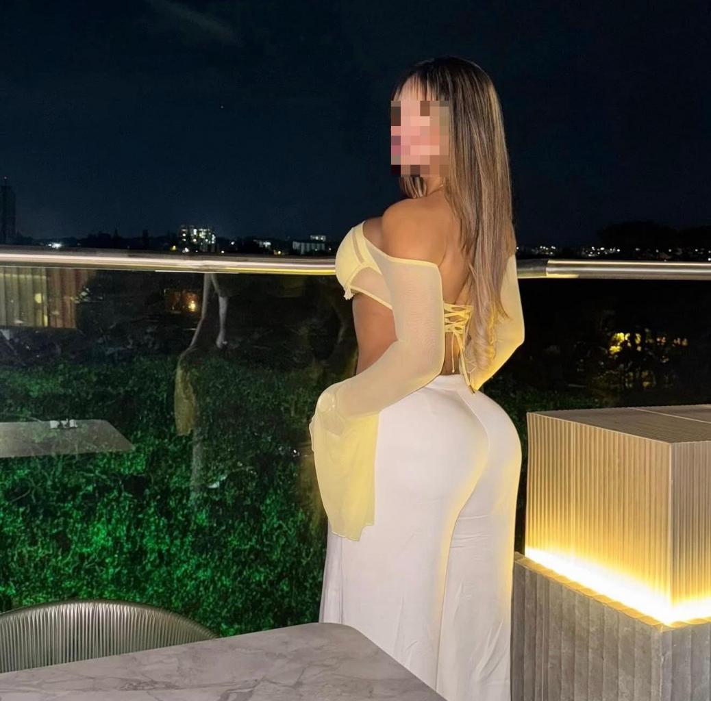 661498496: Chica busca chico en Mallorca