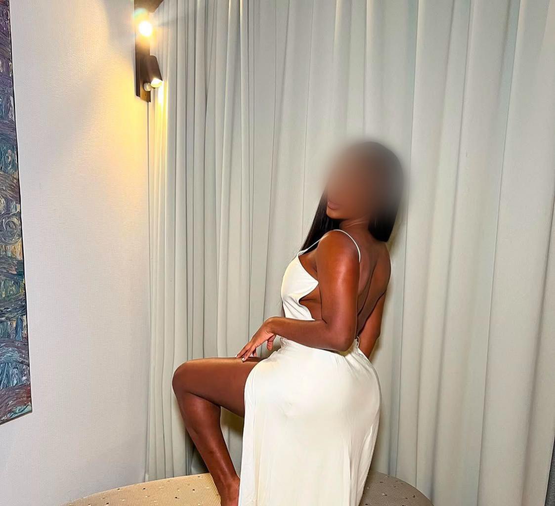 Chica busca chico en Jaén: 