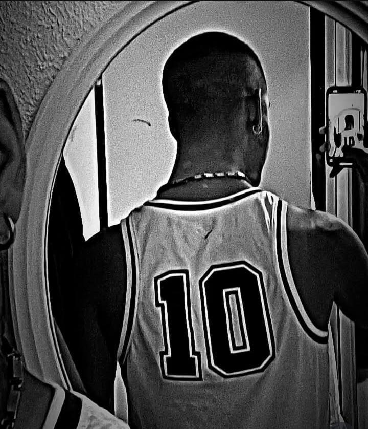 603944509: Chico busca chica en Murcia