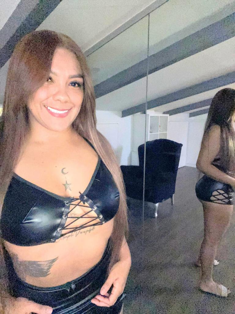 Chica busca chico en Barcelona: 