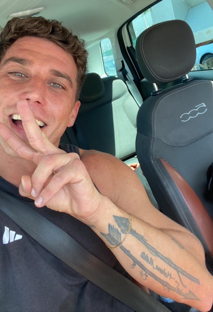 Chico busca chica en Sevilla: 