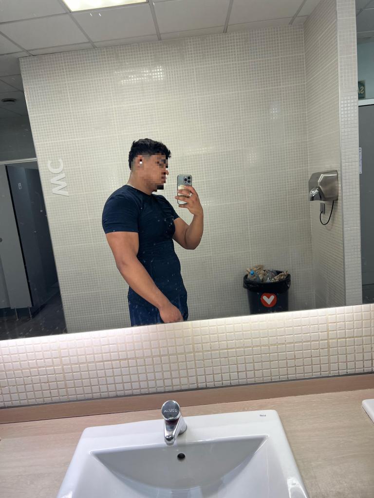 Chico busca chica en Castellón: 