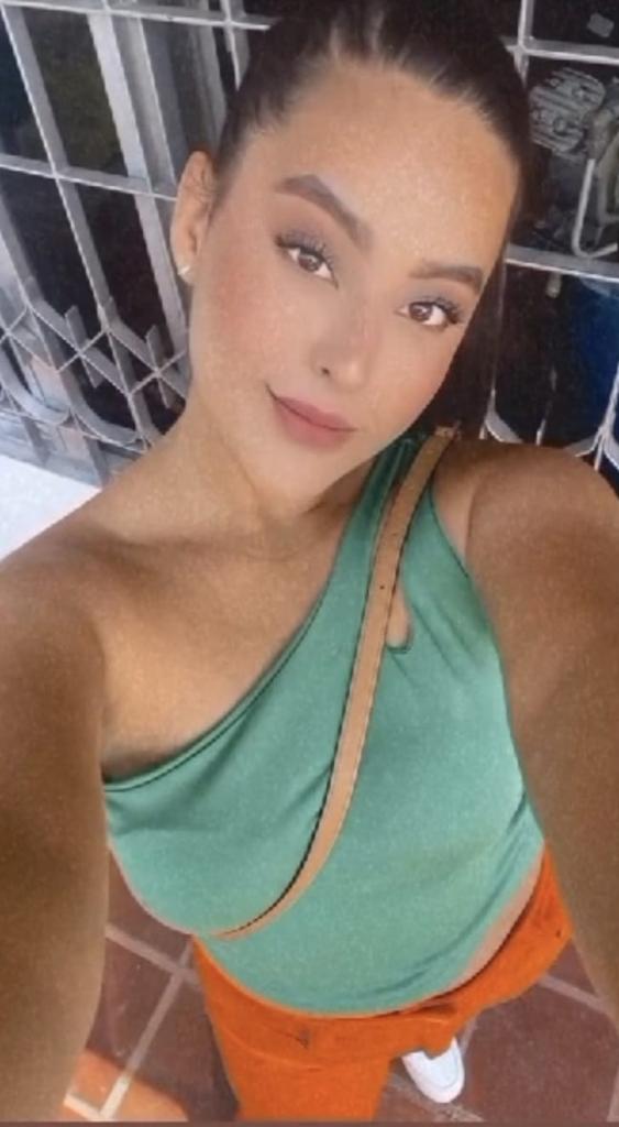 Chica busca chico en Granada: 