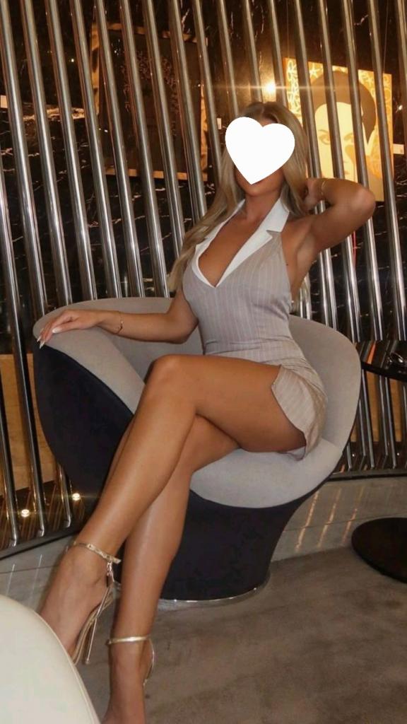 Chica busca chico en Cádiz: 