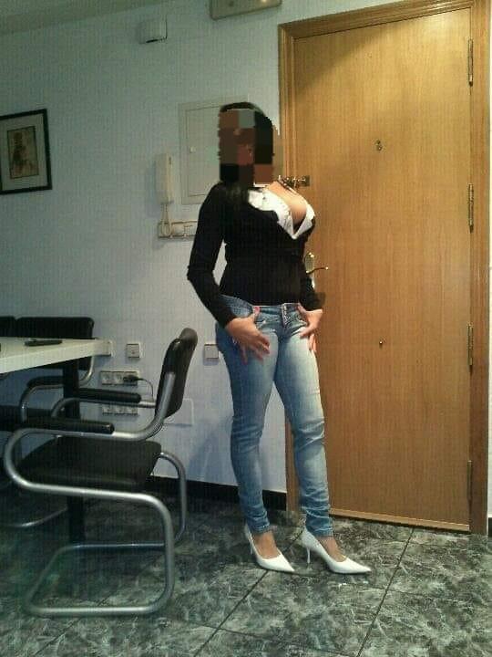 Chica busca chico en Cantabria: Chica busca chico