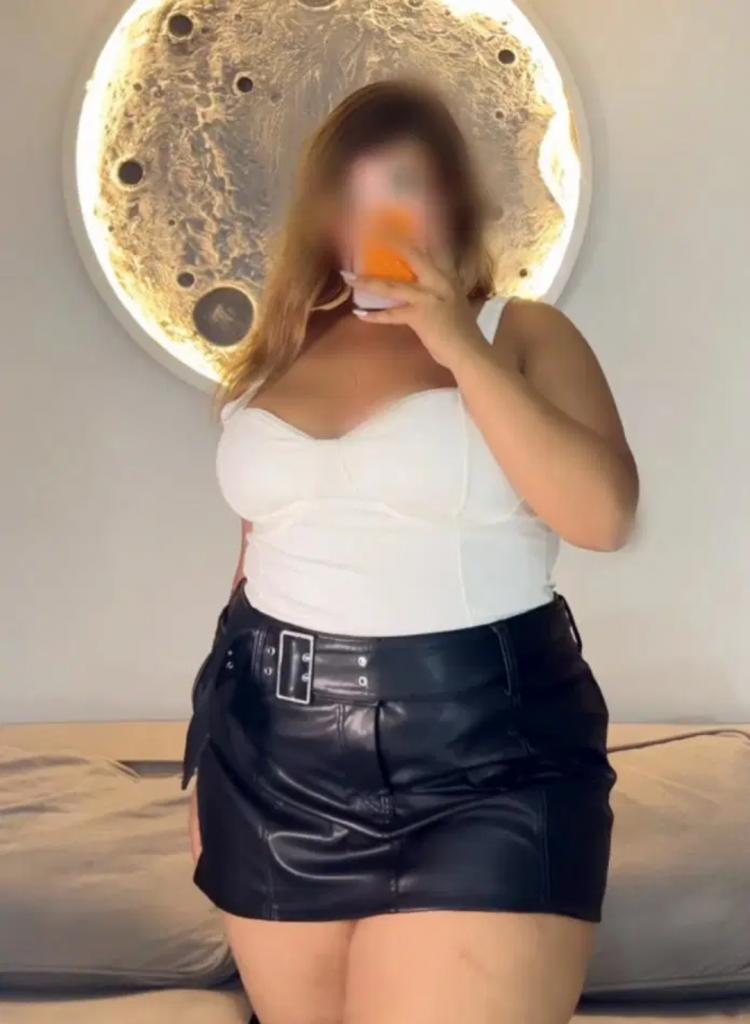 Chica busca chico en Barcelona: 