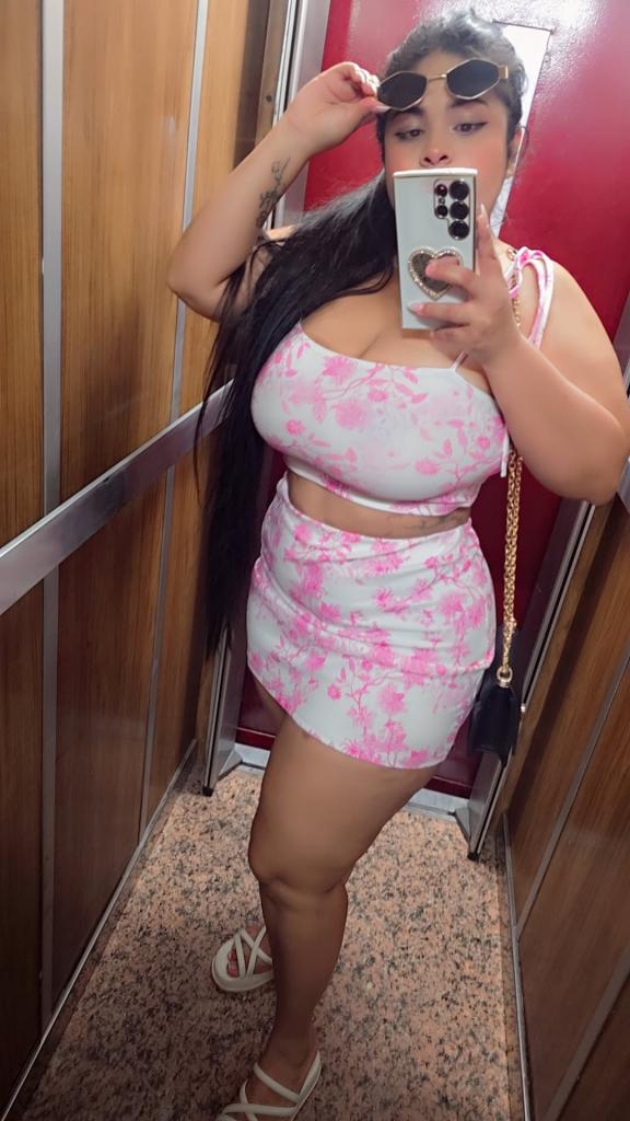 Chica busca chico en Ibiza: 