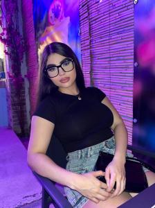 644073784: Chica busca chico en Madrid