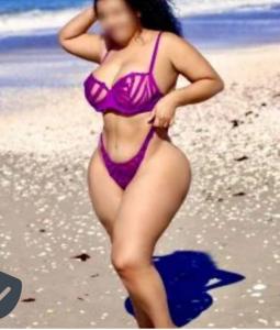 658480501: Chica busca chico en Barcelona