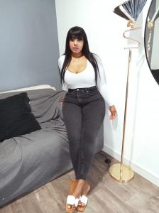 643219126: Chica busca chico en Valencia