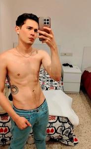 680804034: Chico busca chica en Málaga