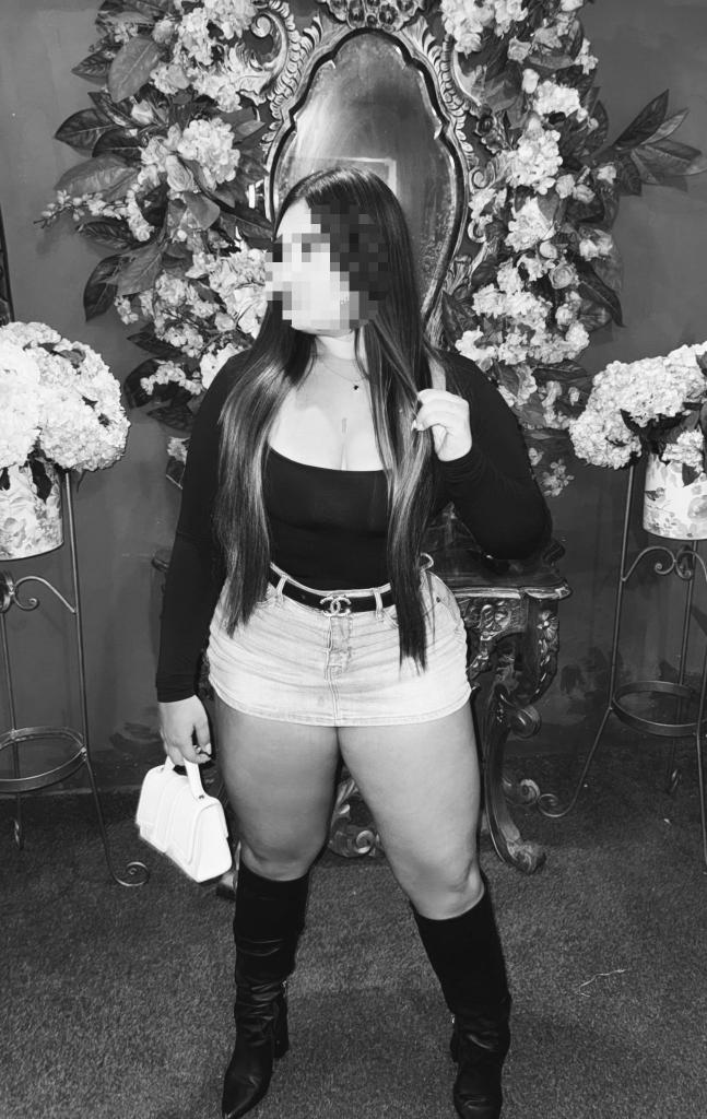 Chica busca chico en Cádiz: 