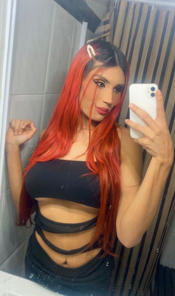 633249947: Travesti en Valencia