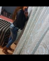 605656619: Chica busca chico en Sevilla