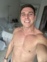 662107641: Chico busca chica en Sevilla