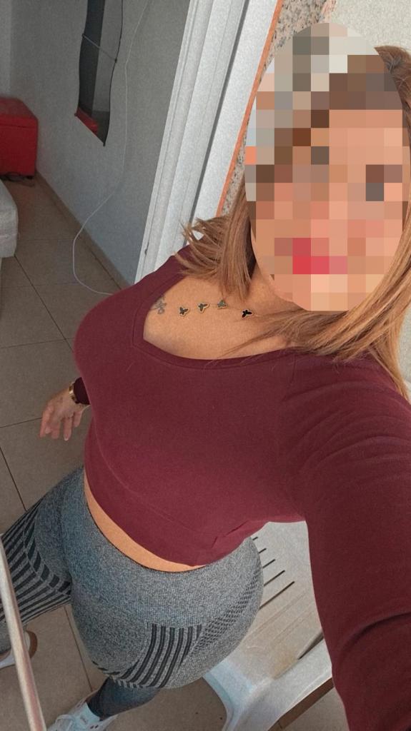 Chica busca chico en Tenerife: 