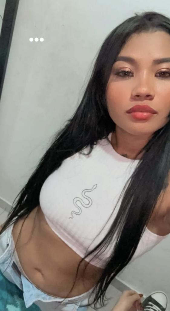 Chica busca chico en Almería: 