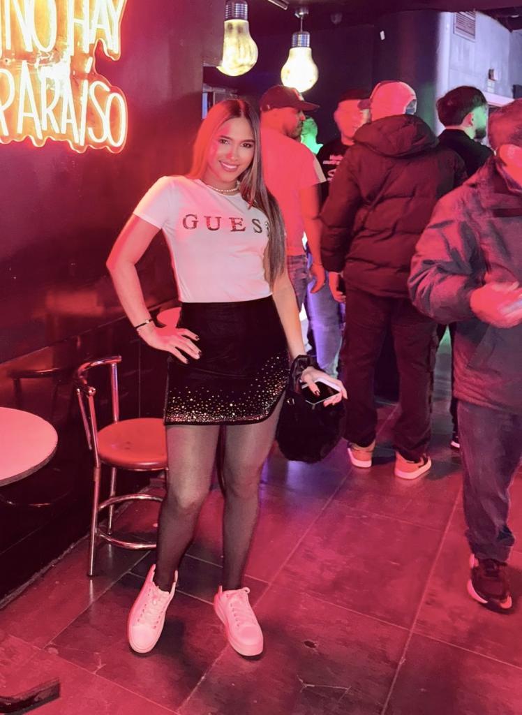 641688873: Chica busca chico en Córdoba