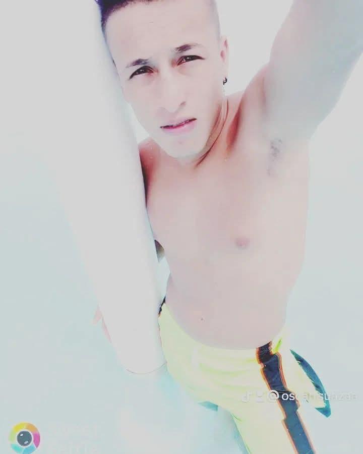 643492897: Chico busca chica en Valencia