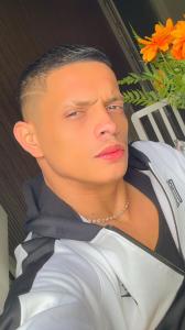 Chico busca chica en Almería: 