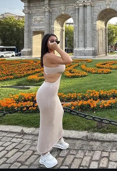 Chica busca chico en Sevilla: 