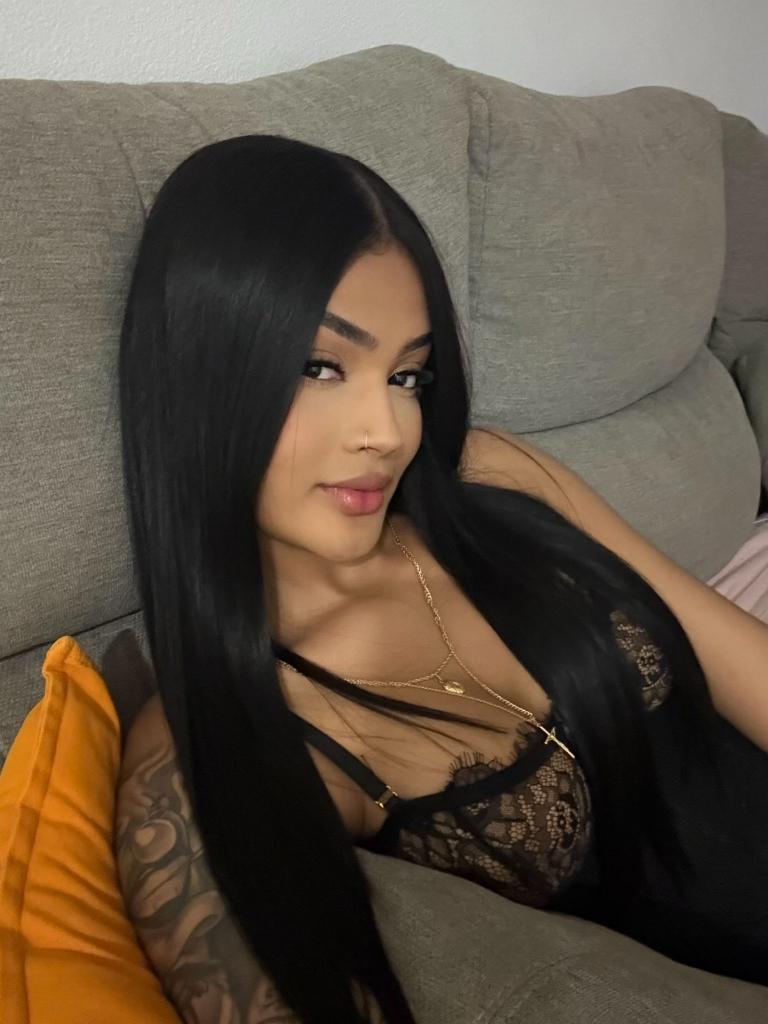 667579959: Chica busca chico en Cantabria