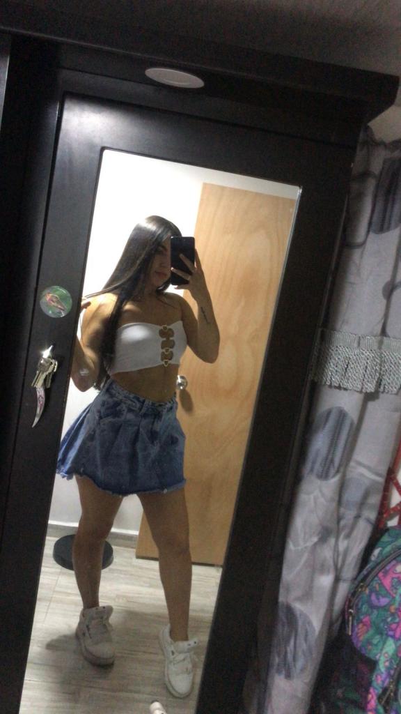 624691756: Chica busca chico en Cádiz