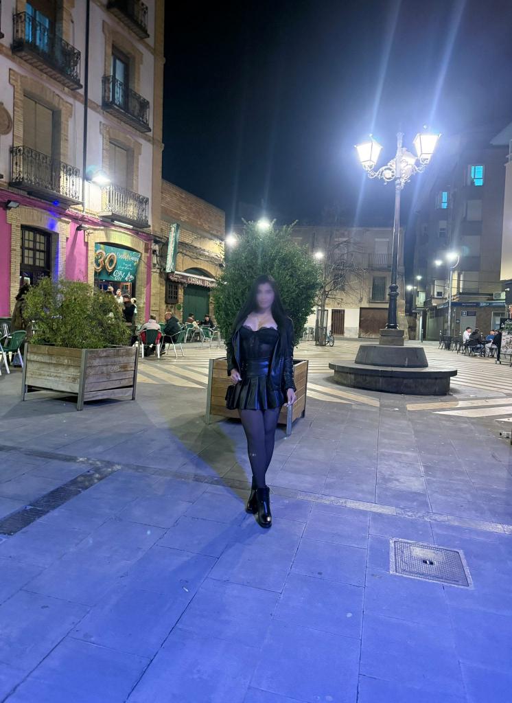 Chica busca chico en Huesca: 