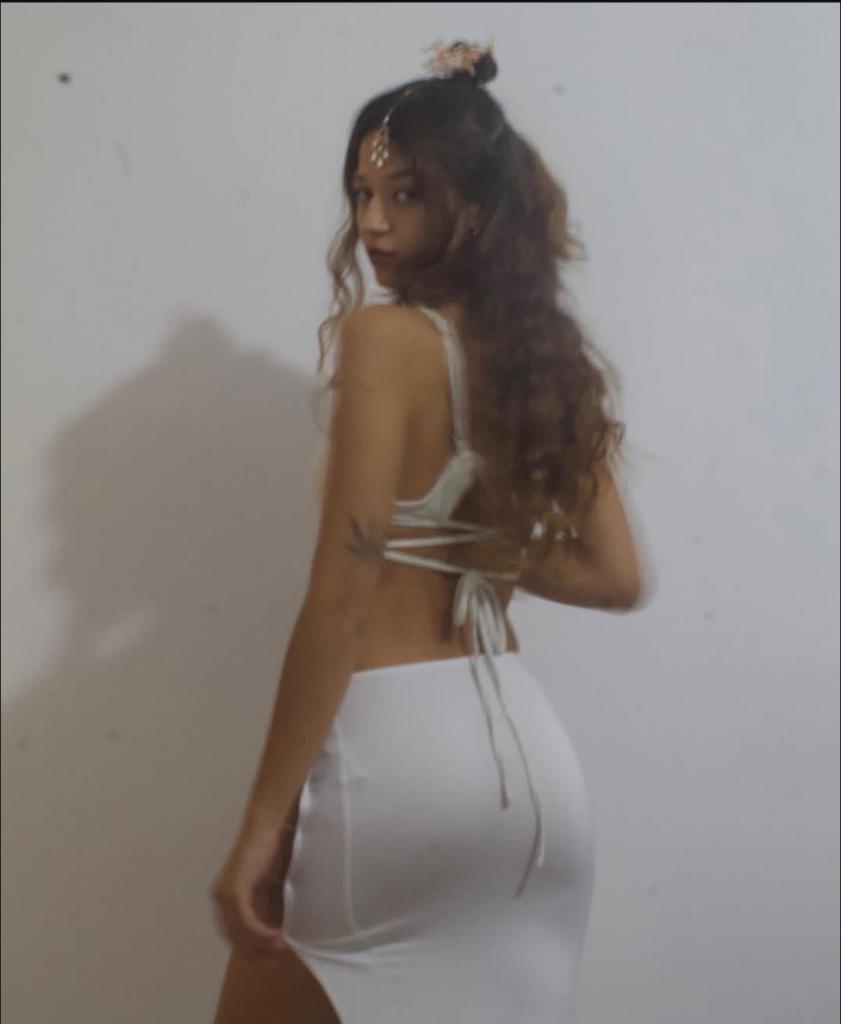 658325594: Chica busca chico en Las Palmas
