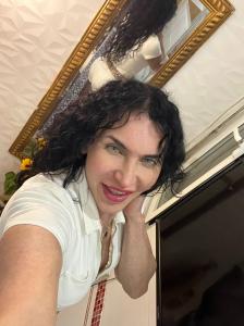 631572079: Chico busca chica en Madrid