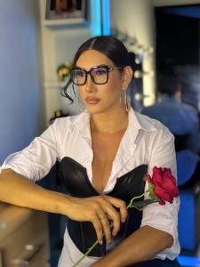 647409844: Transexual en Orense