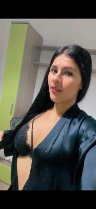 603909579: Chica busca chico en Madrid