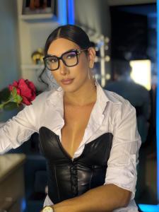 647409844: Travesti en Orense