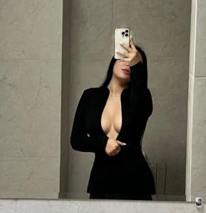 621057477: Chica busca chico en Pontevedra