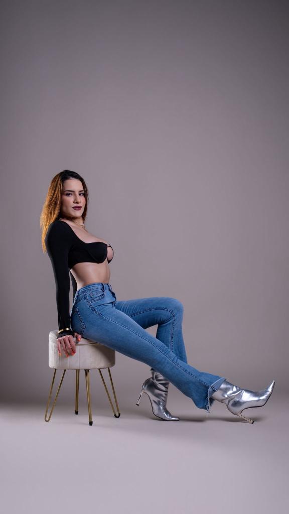 610618364: Chica busca chico en Alicante
