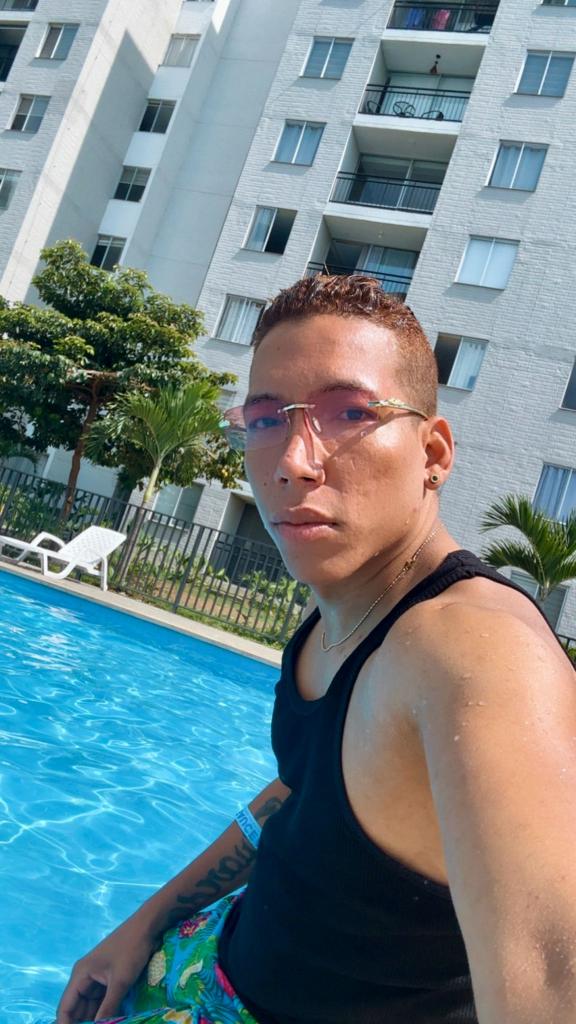 Chico busca chica en Barcelona: 