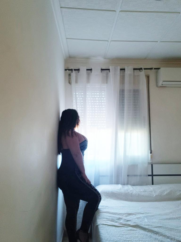 Chica busca chico en Alicante: 
