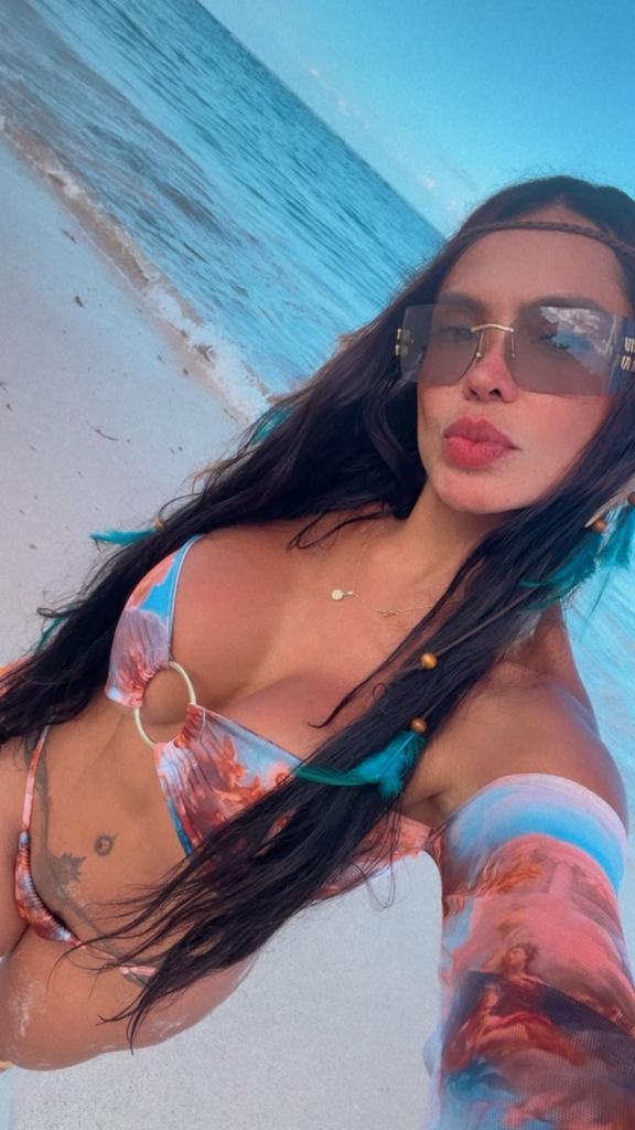 677448427: Chica busca chico en Málaga