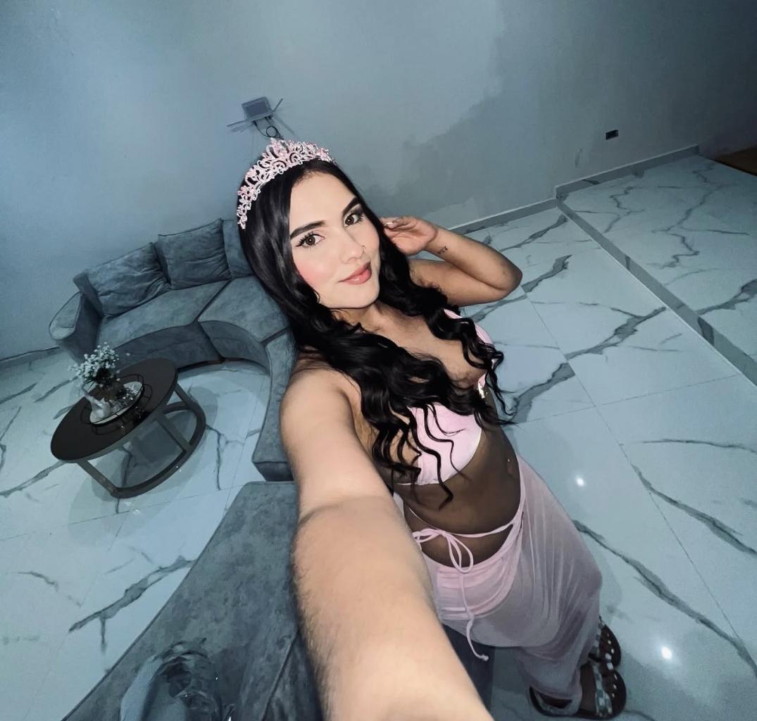 Chica busca chico en Tenerife: 